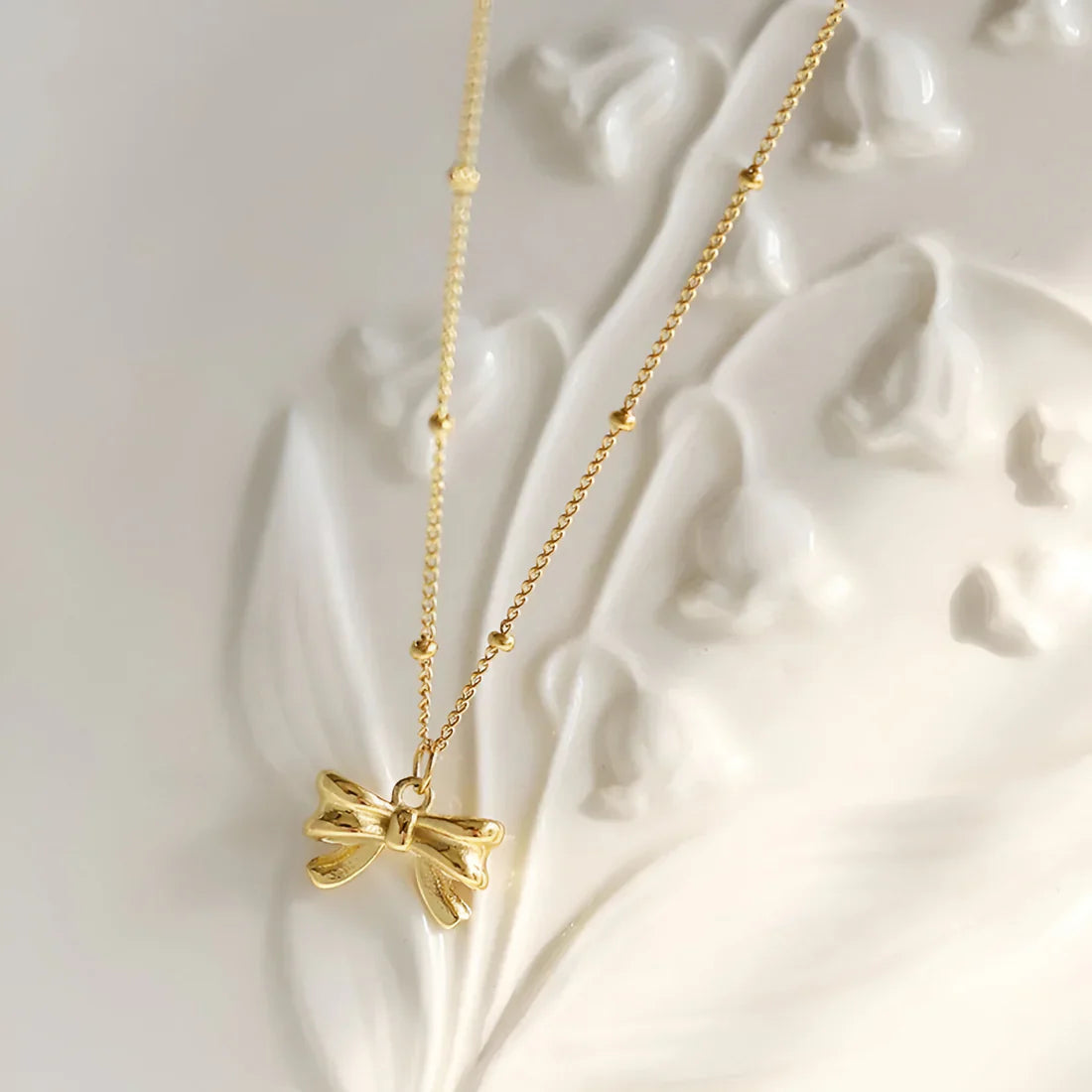 Dainty Bow Pendant Necklace