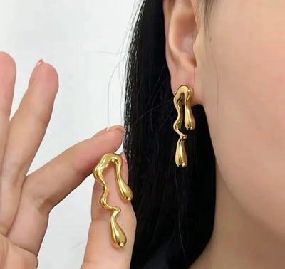 Bold Waterdrop Statement Earring